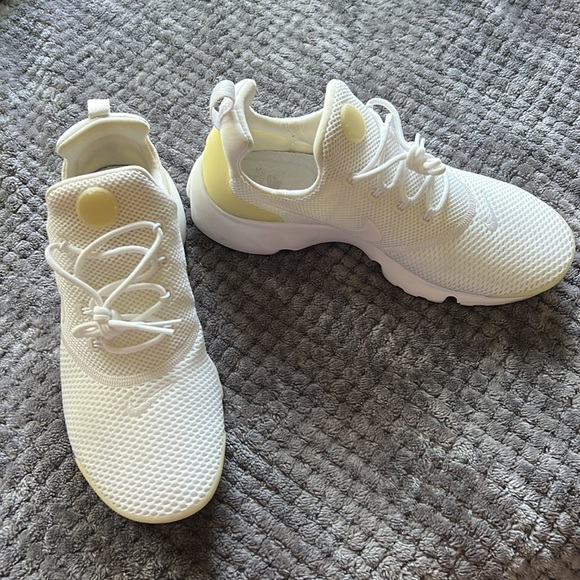 NIKE PRESTO FLY white - Picture 4 of 9